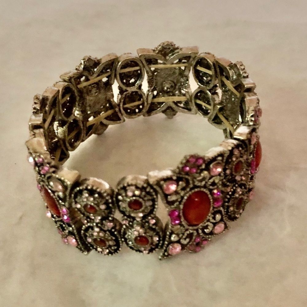 3 Stretch  Bracelets - Picture 2 of 4